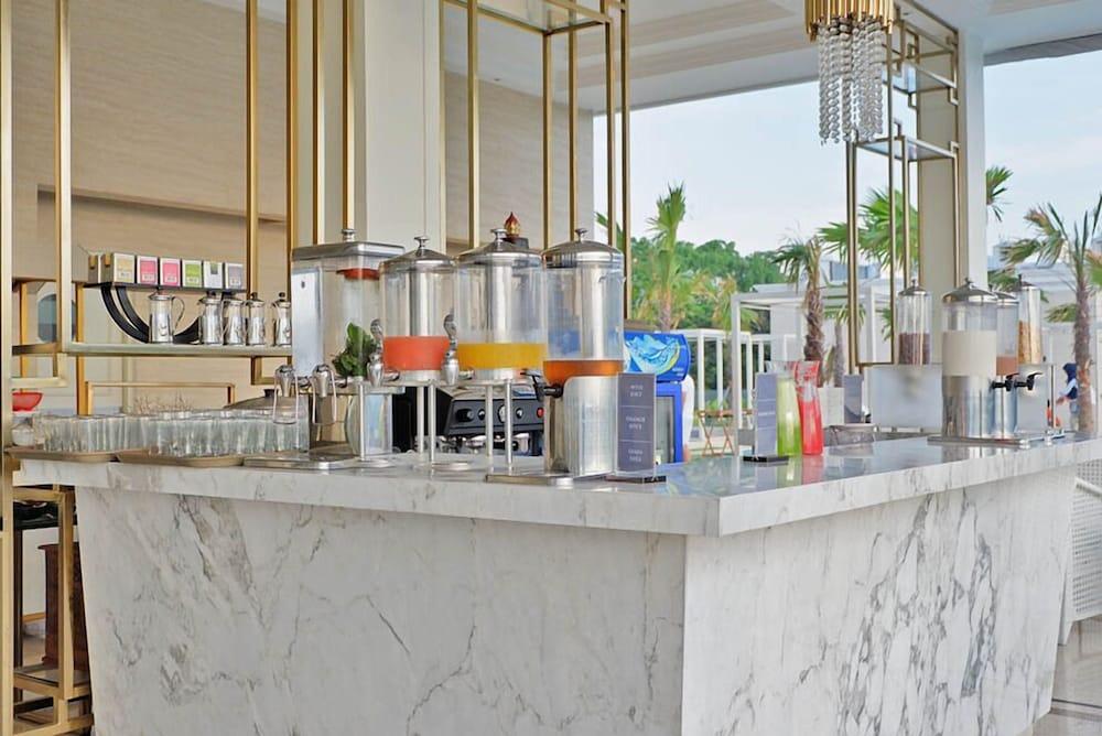 Art Deco Luxury Hotel & Residence Bandung Exterior photo