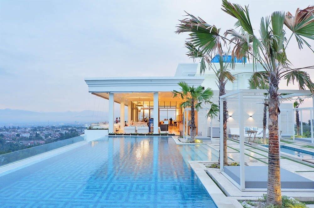 Art Deco Luxury Hotel & Residence Bandung Exterior photo